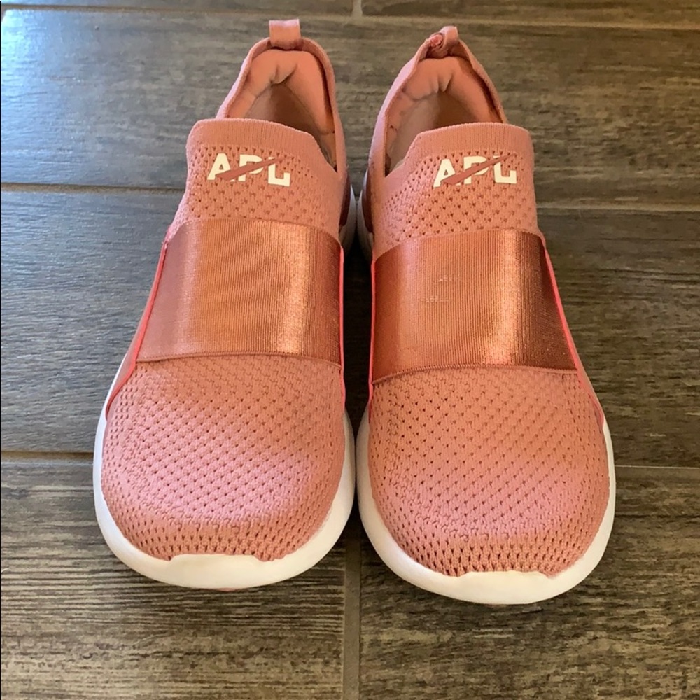 APL TechLoom Bliss Knit Running Shoe